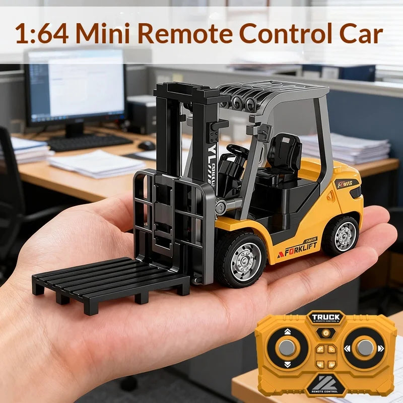 1:64 Mini RC Forklift with Light and Sound Variable Speed Remote Control Forklift Children Toy - 3
