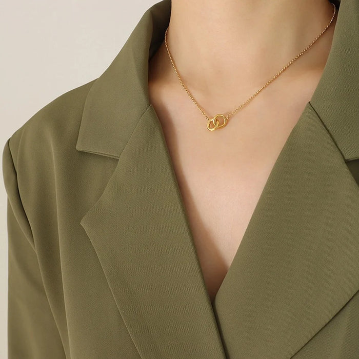 Luxury Interlocking Circles Pendant Necklace Titanium Steel Gold Plated Fashion Versatile 40+5cm Chain - 2