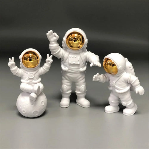 3Pcs Astronaut Figurines Cake Topper Decoration Spaceman Model-Miniature Astronaut Toys - Gold - 1