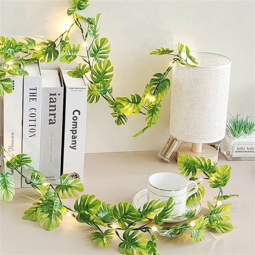 2m/20 Lights Green Leaf Flashing Light LED String Light Decorative Fairy Wire Lamp for Home - 1