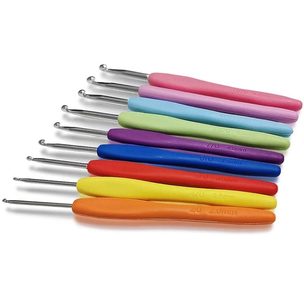 9Pcs 2.0-6.0mm Alumina Crochet Hooks Soft Plastic Handle Knitting Needles Set Crochet Sewing Tool - Random - 1