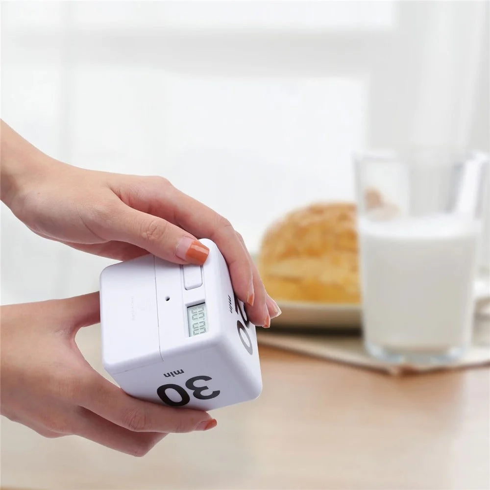 Cube Timer Learning Cooking Workout Timer Alarm Clock, LCD Screen Display Time, 15/20/30/60 Minutes Countdown Reminder - Green - 7