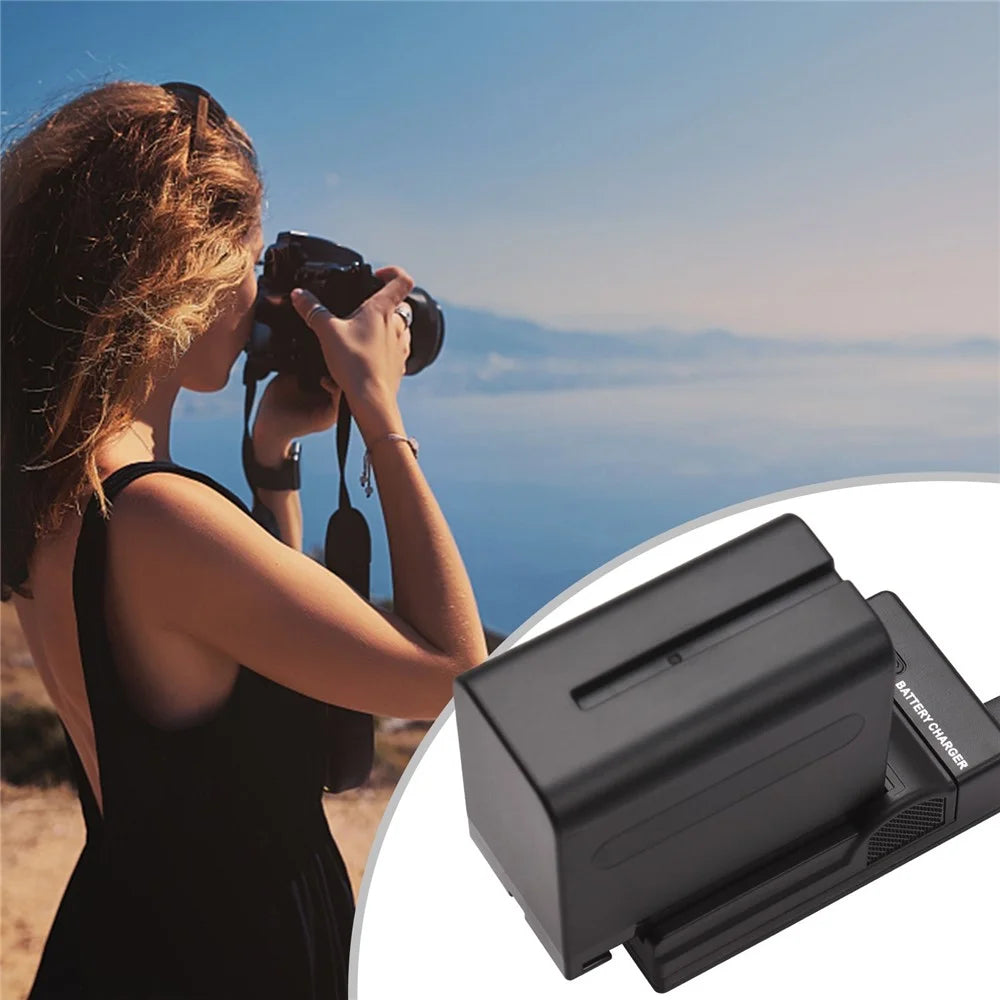 NP-F960/NP-F970 Multiple Protection Portable Camera Battery and Charger Kit 1PC 7.2V 7800mAh Large Rechargeable Battery with USB Cable Replacement for SONY NP-F550 F570 F750 F770 F960 F970 - 5