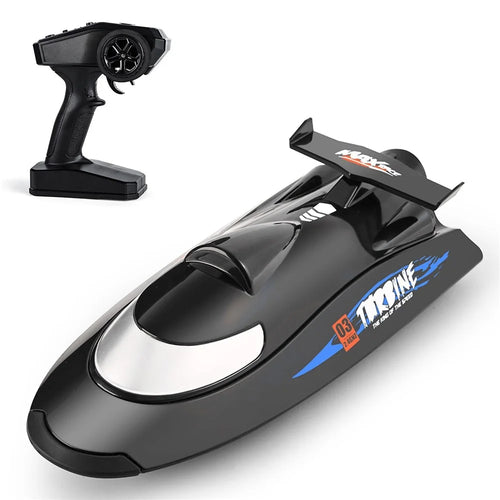 FLYTEC V009 Remote Control Boat 2.4G 30km / H Turbine Drive RC Boat Over Distance Warning Boat - Black - 1